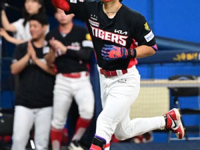 8월 월간 MVP 후보들 다승왕 타격왕 등 쟁쟁한 선수들